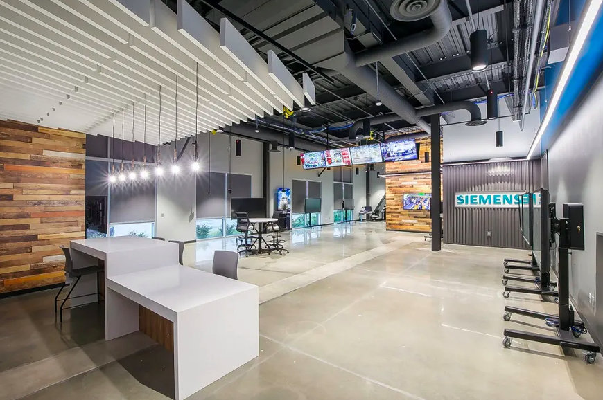 SIEMENS & DELOITTE DEMONSTRATE INDUSTRY 4.0 INNOVATION AT THE SMART FACTORY @ WICHITA